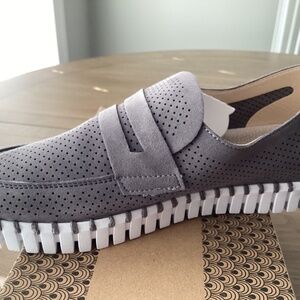 Ilse Jacobsen HORNBAEK Women's Tulip Loafer  Smoked Pearl size 39 NWT